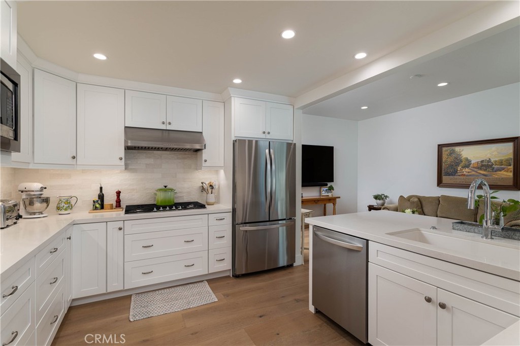 2 Shoal Drive