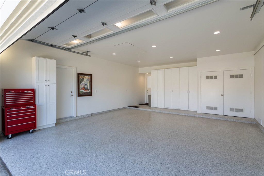 2 Shoal Drive