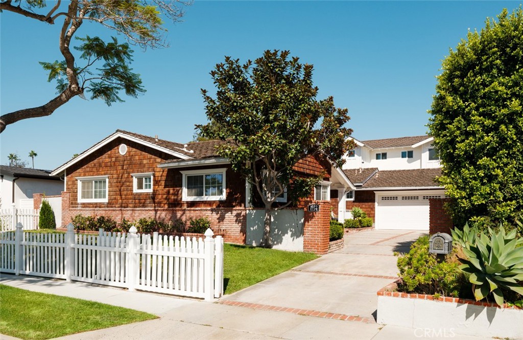 1912 Highland Drive