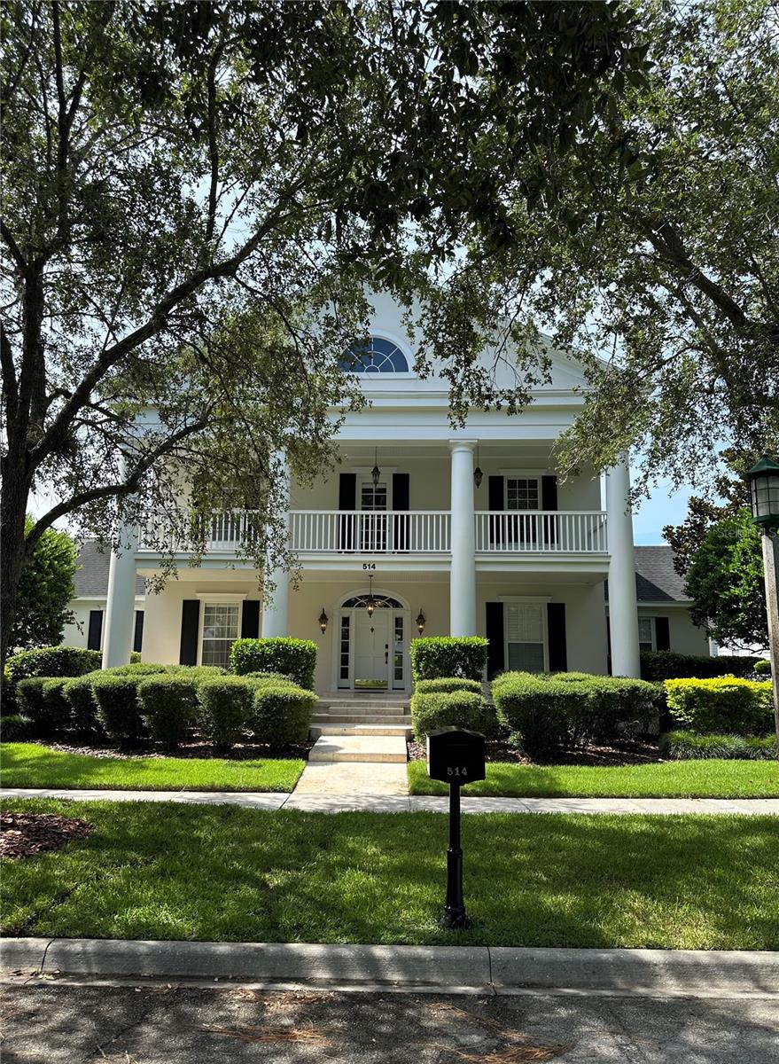 514 GOLFPARK DR