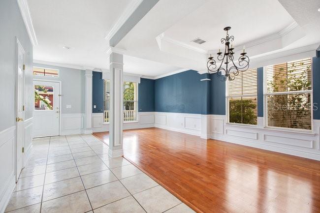 1222 GOLDEN CANNA LN