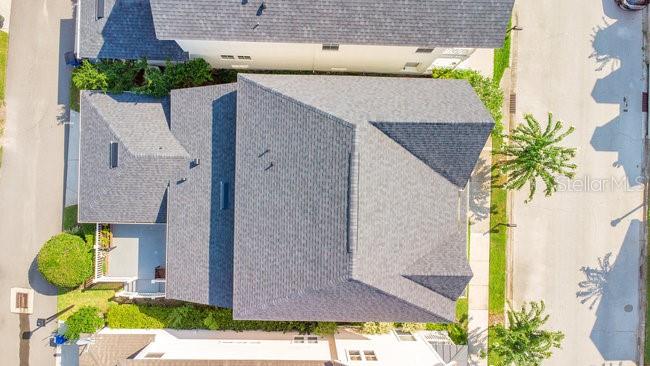 1222 GOLDEN CANNA LN