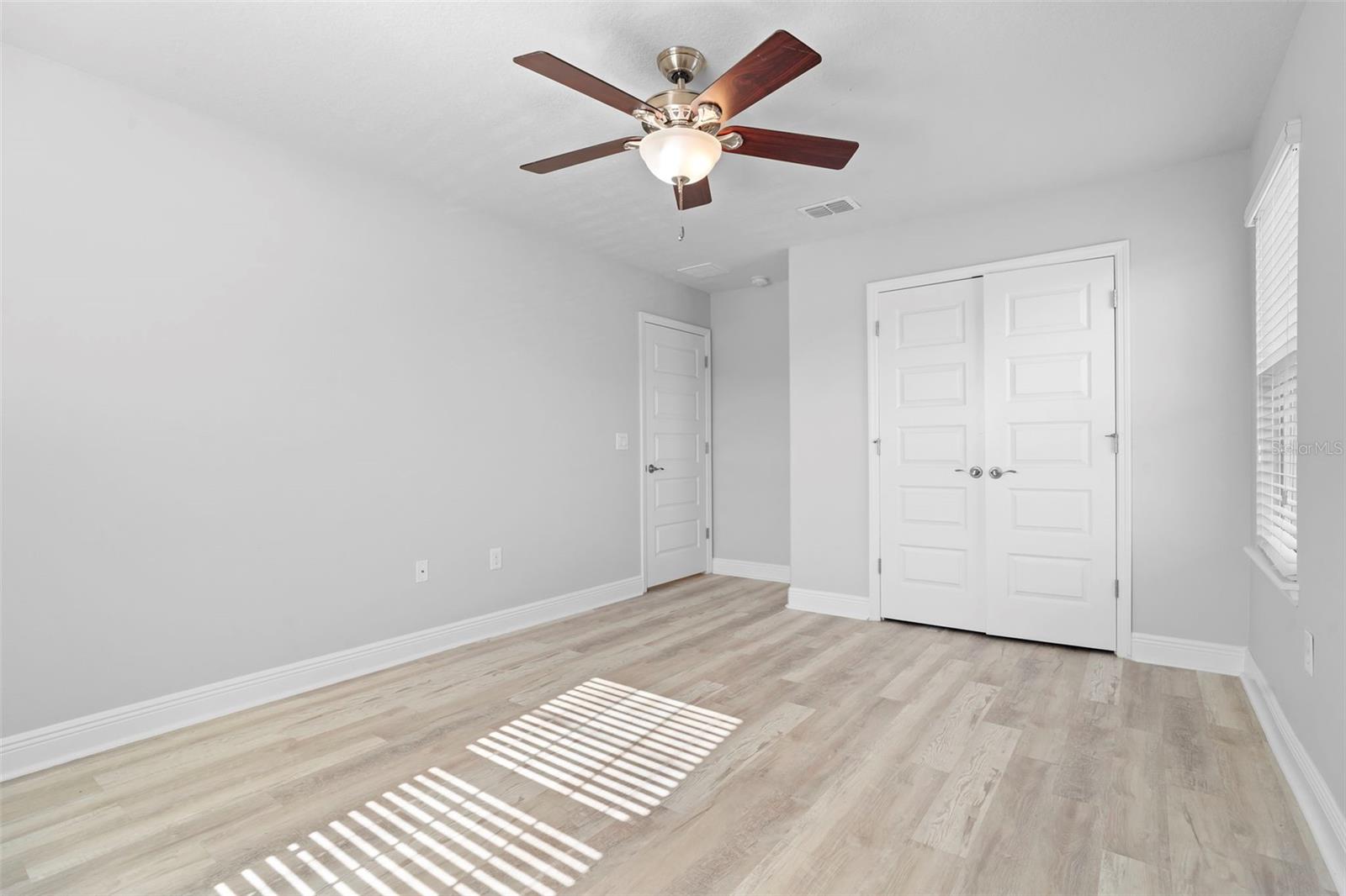 15549 WATERLEIGH COVE DR