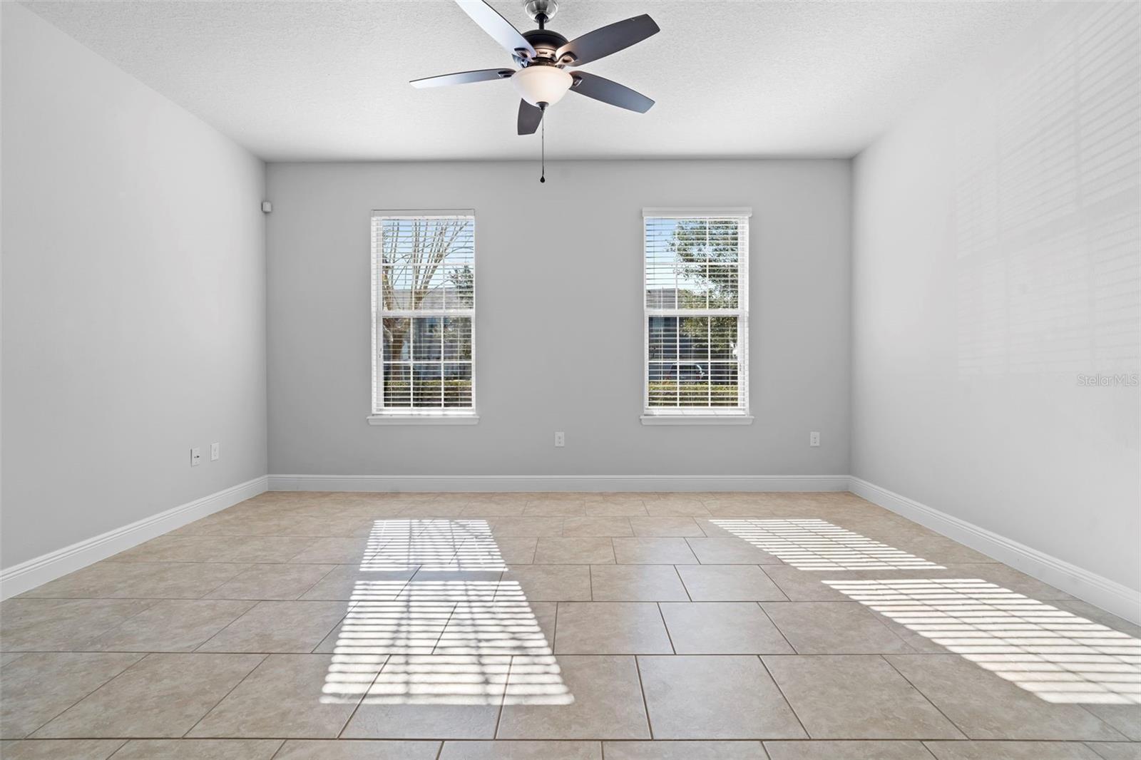 15549 WATERLEIGH COVE DR