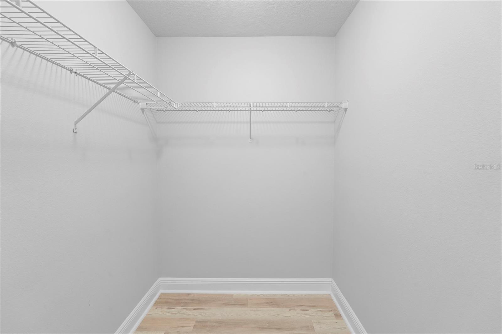 15549 WATERLEIGH COVE DR