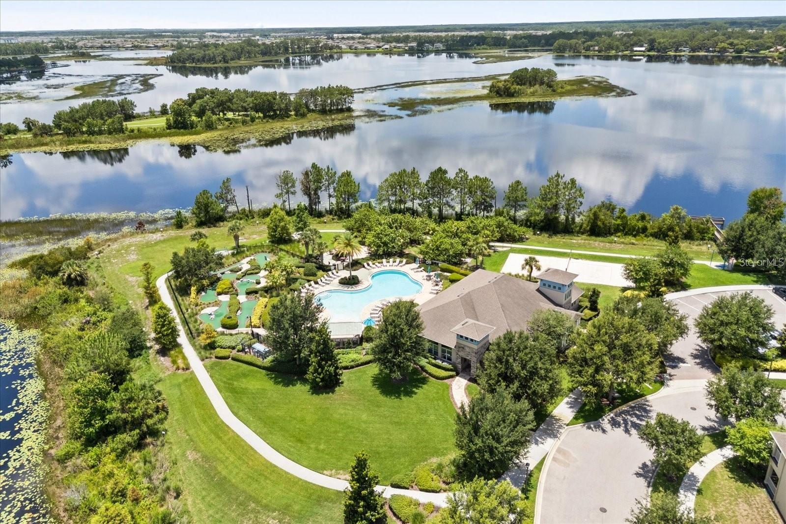 15549 WATERLEIGH COVE DR