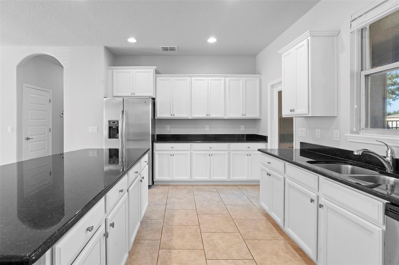 15549 WATERLEIGH COVE DR