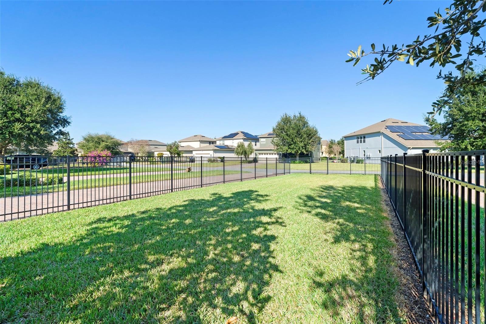 15549 WATERLEIGH COVE DR