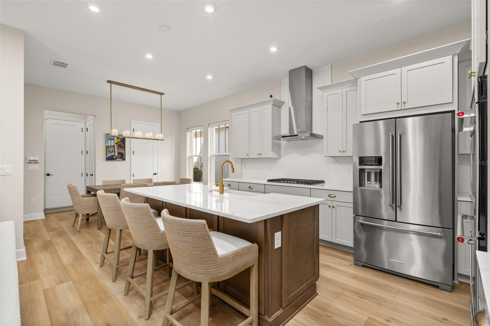 2112 CELEBRATION BLVD