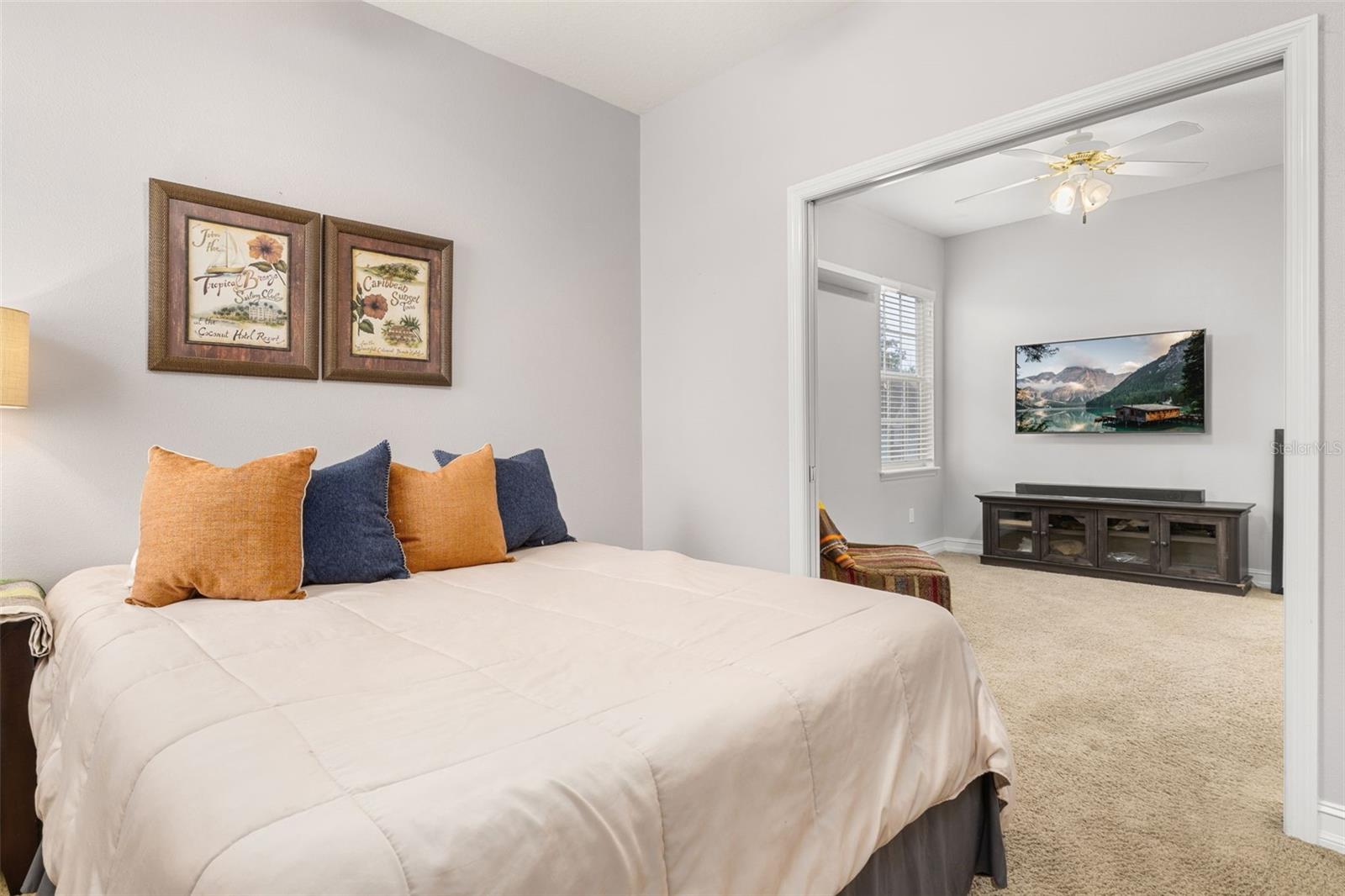 1241 GOLDEN CANNA LN