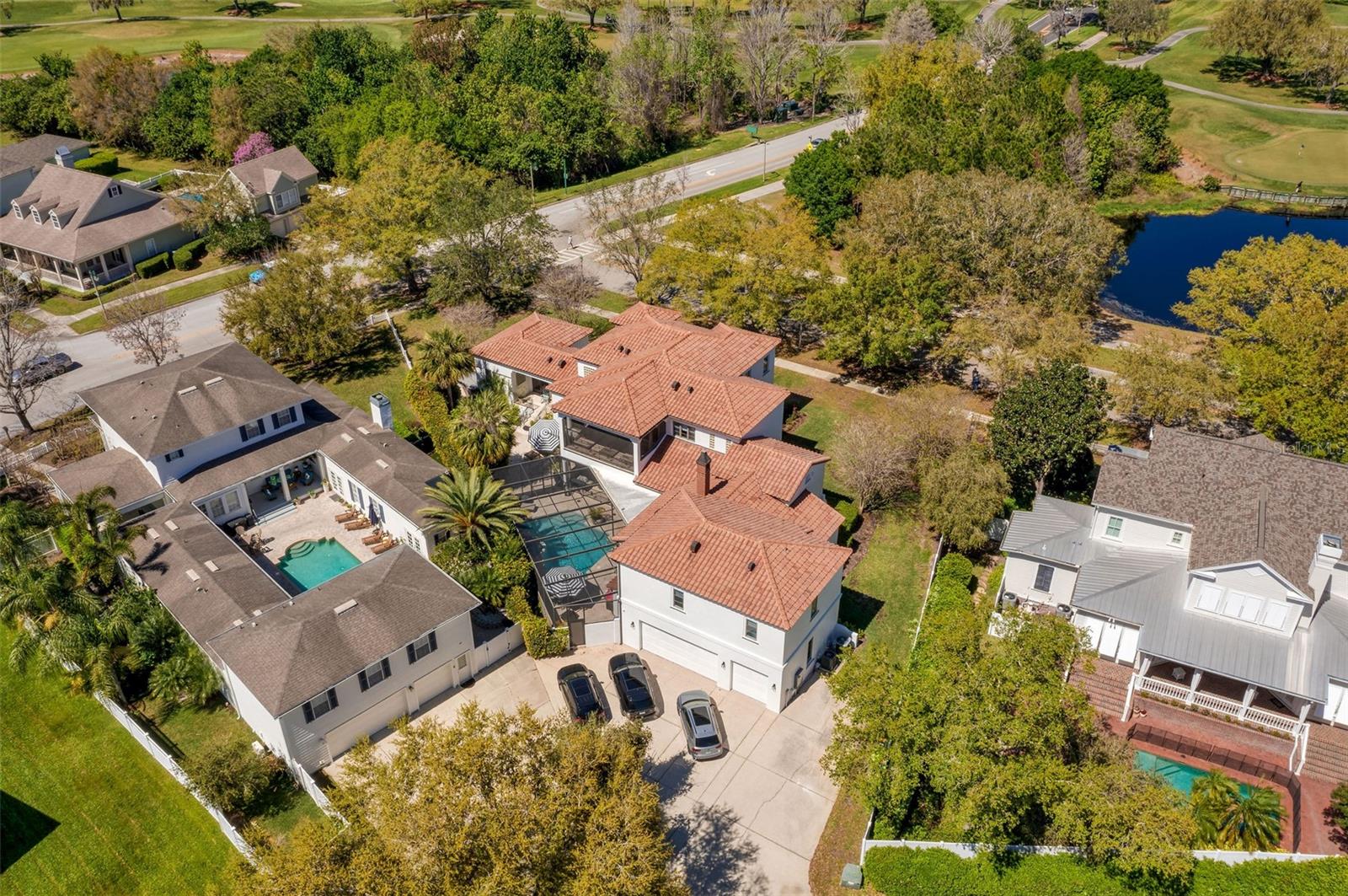 808 GOLFPARK DR