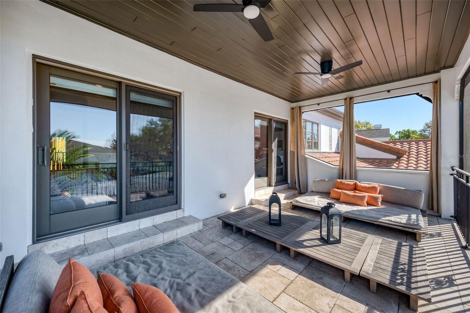 808 GOLFPARK DR