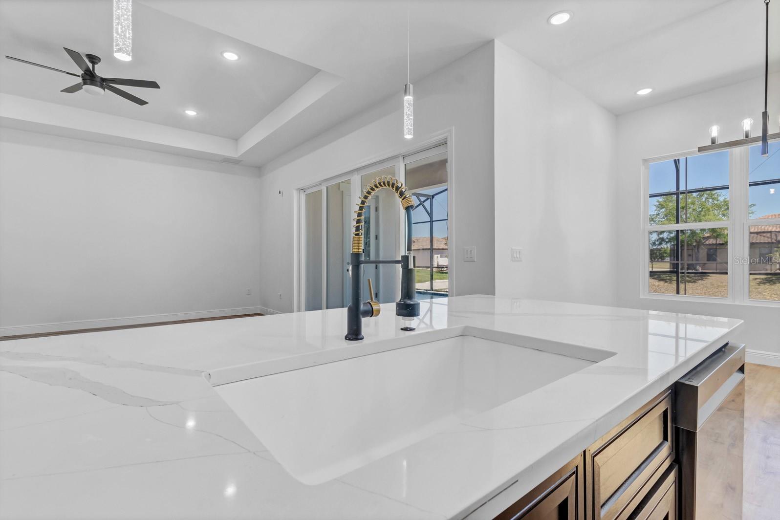 362 VILLA SORRENTO CIR