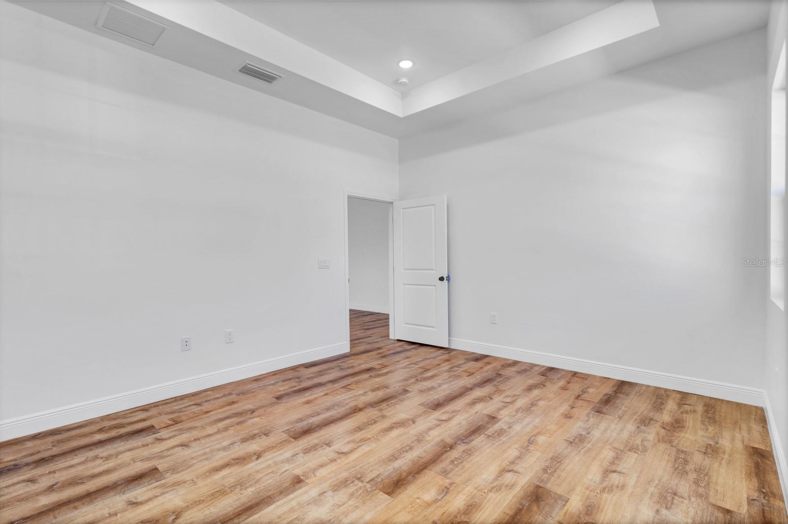 362 VILLA SORRENTO CIR