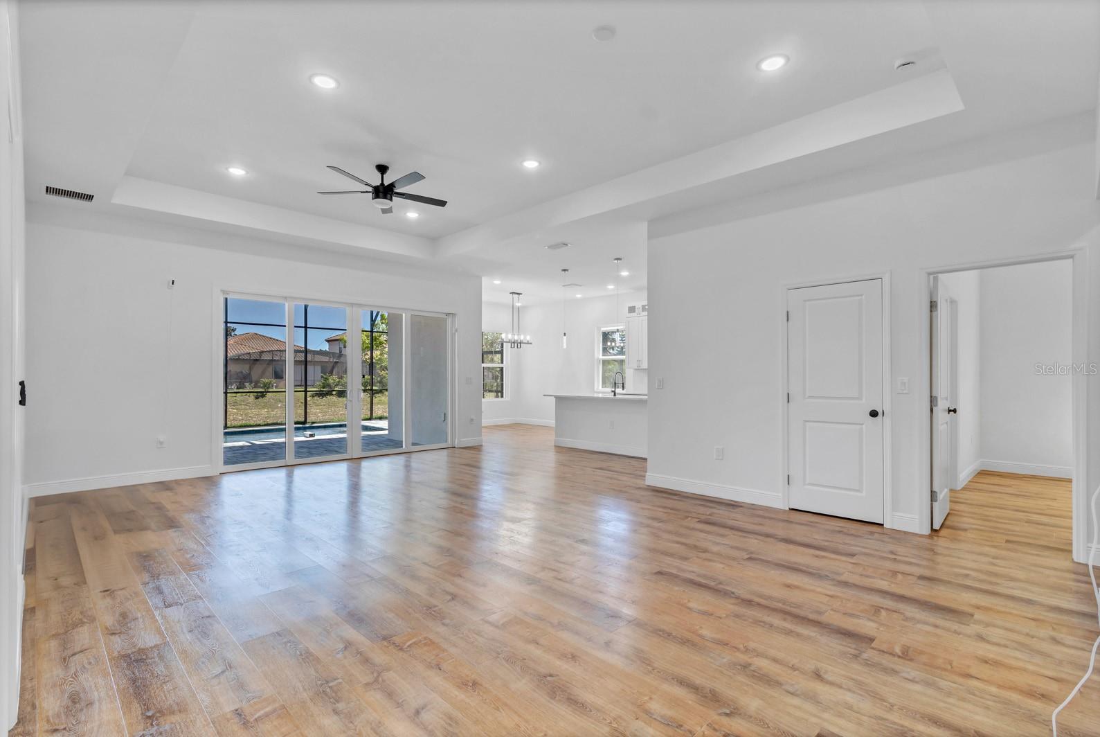 362 VILLA SORRENTO CIR