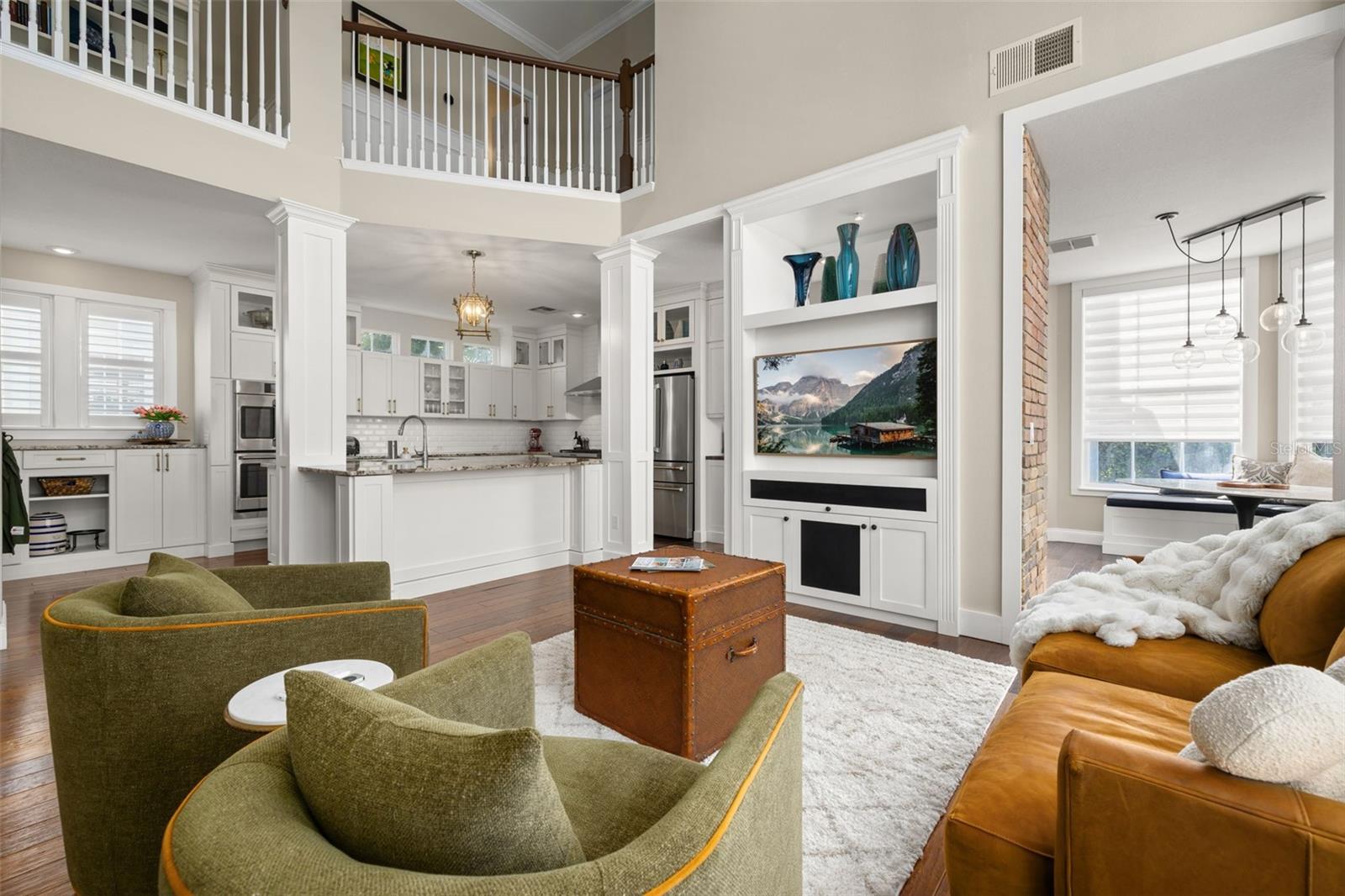 1241 GOLDEN CANNA LN