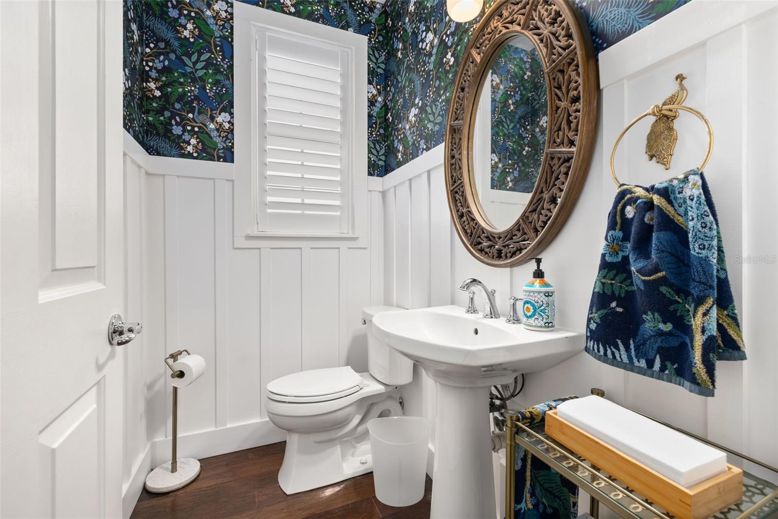 1241 GOLDEN CANNA LN