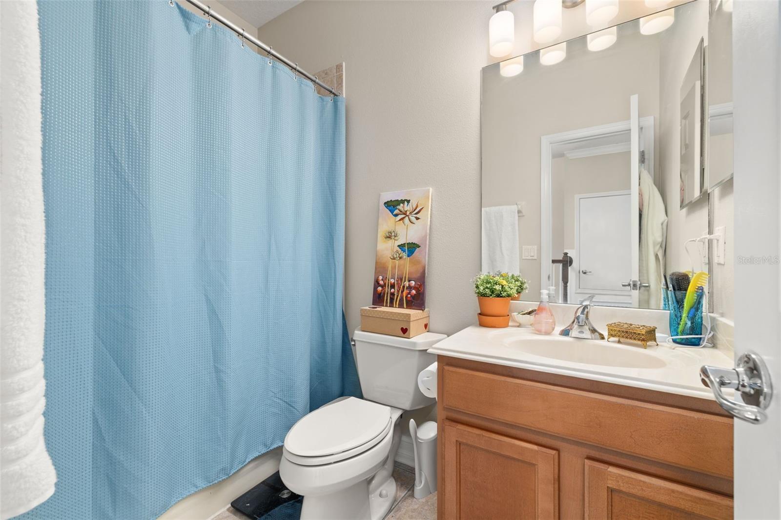 1241 GOLDEN CANNA LN