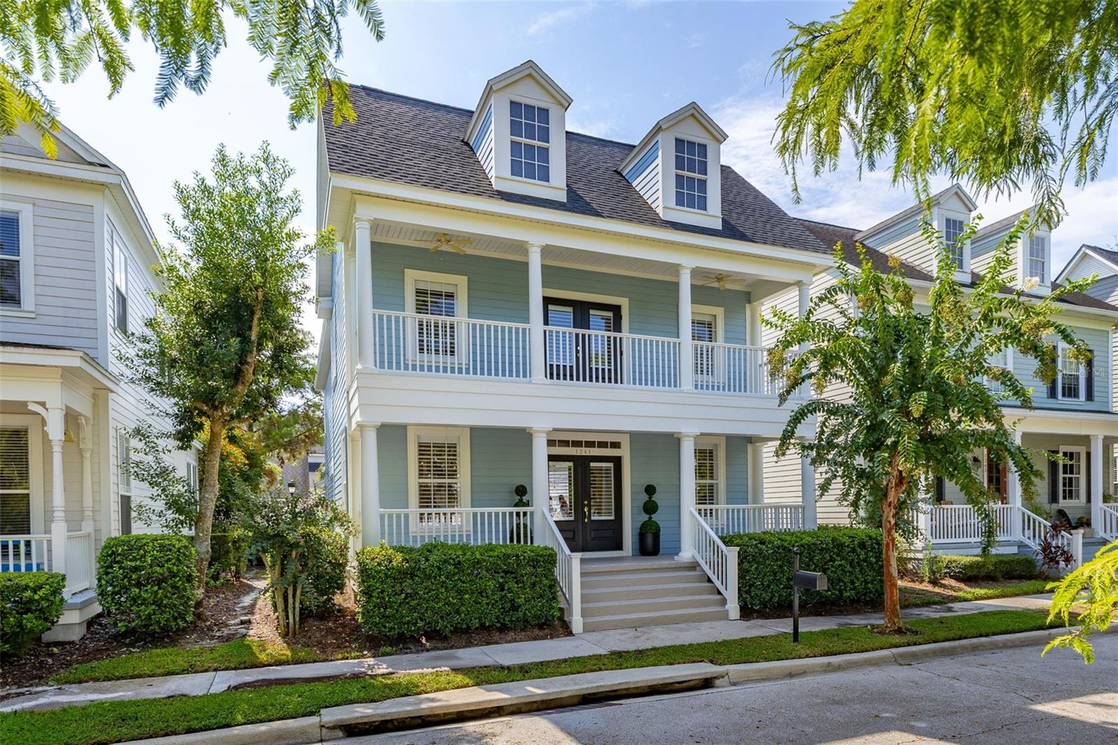 1241 GOLDEN CANNA LN