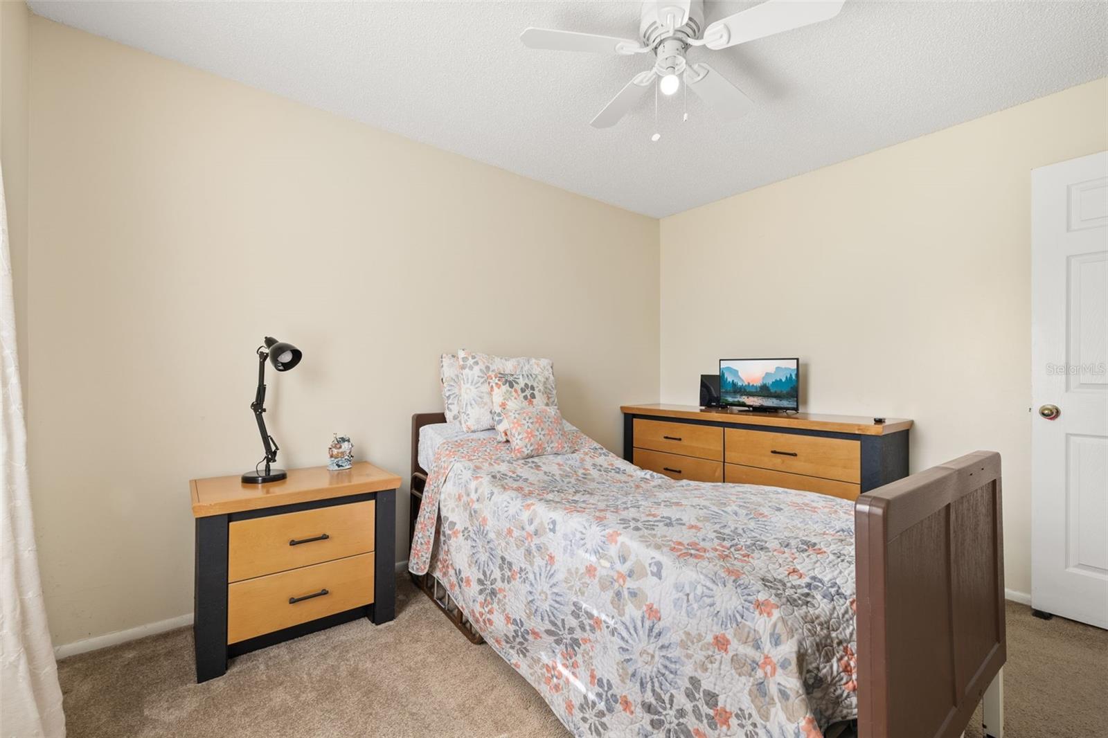 3135 KNIGHTSBRIDGE RD