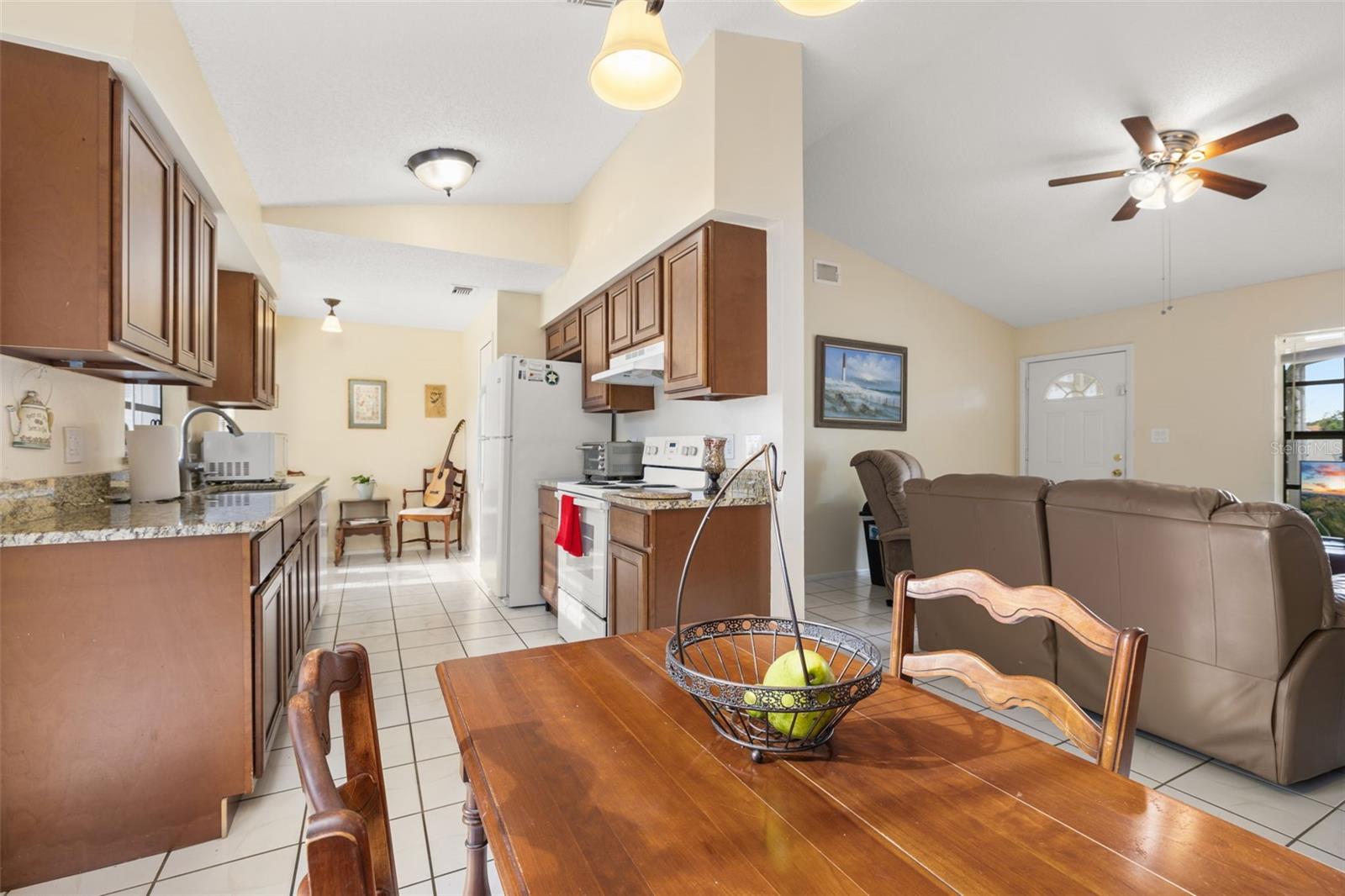 3135 KNIGHTSBRIDGE RD