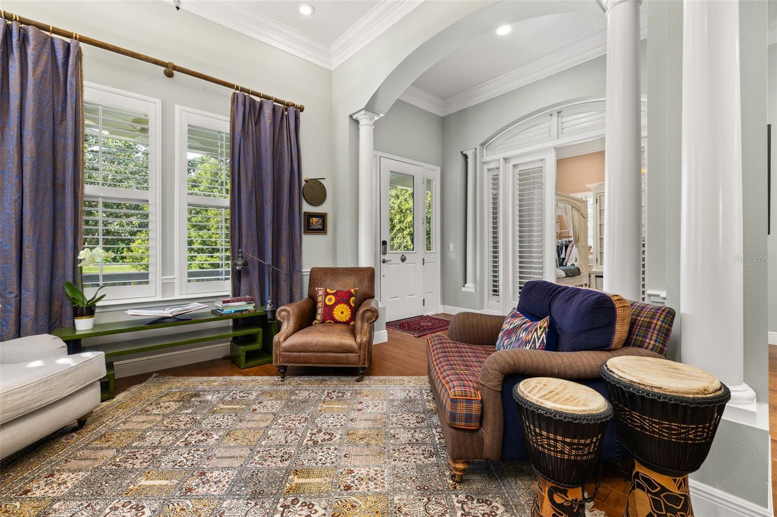 1003 OAK POND DR