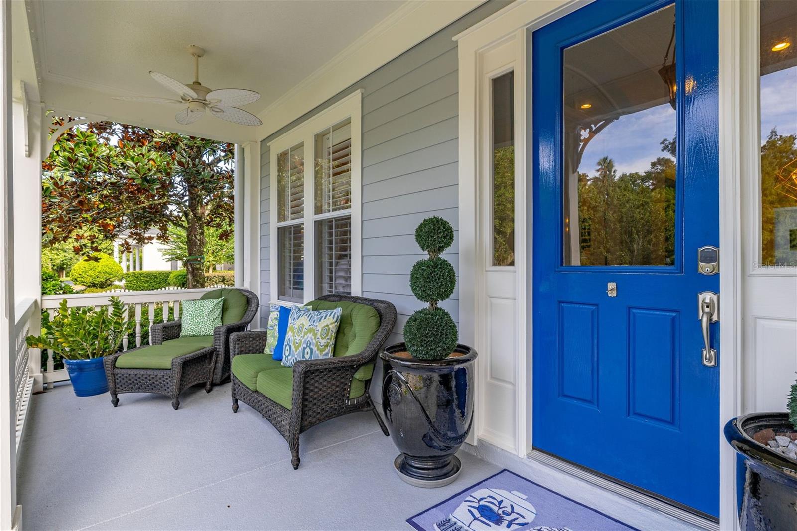 1003 OAK POND DR