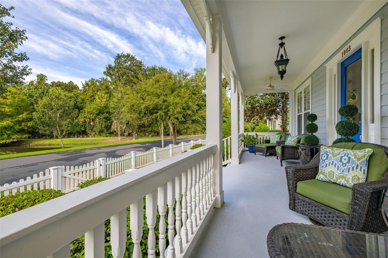 1003 OAK POND DR