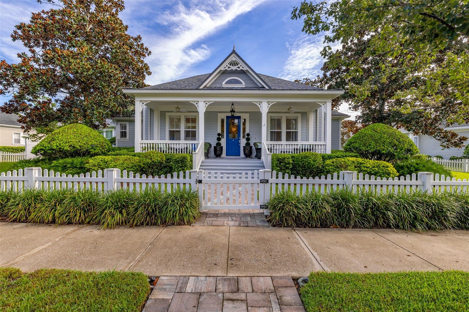 1003 OAK POND DR