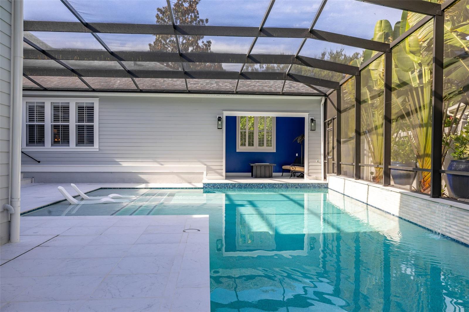 1003 OAK POND DR