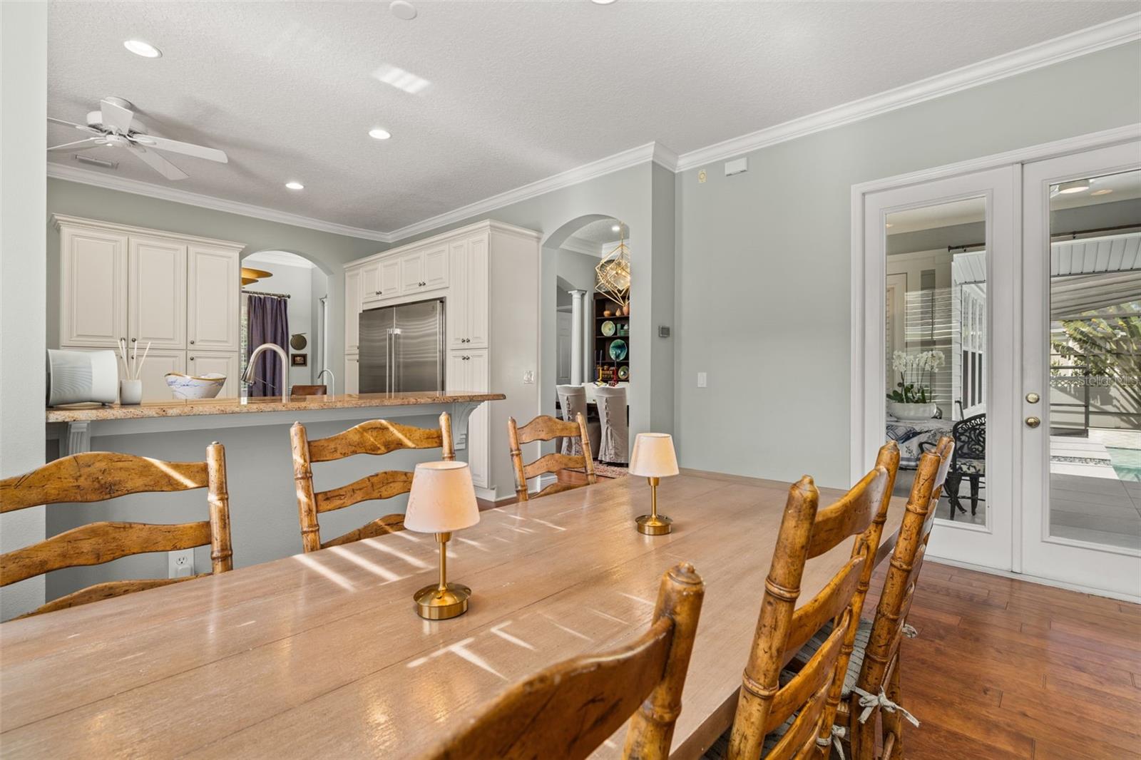 1003 OAK POND DR