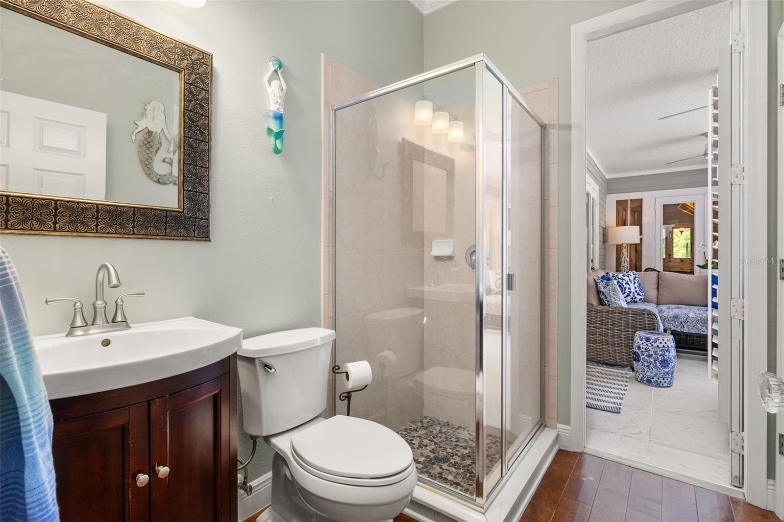1003 OAK POND DR