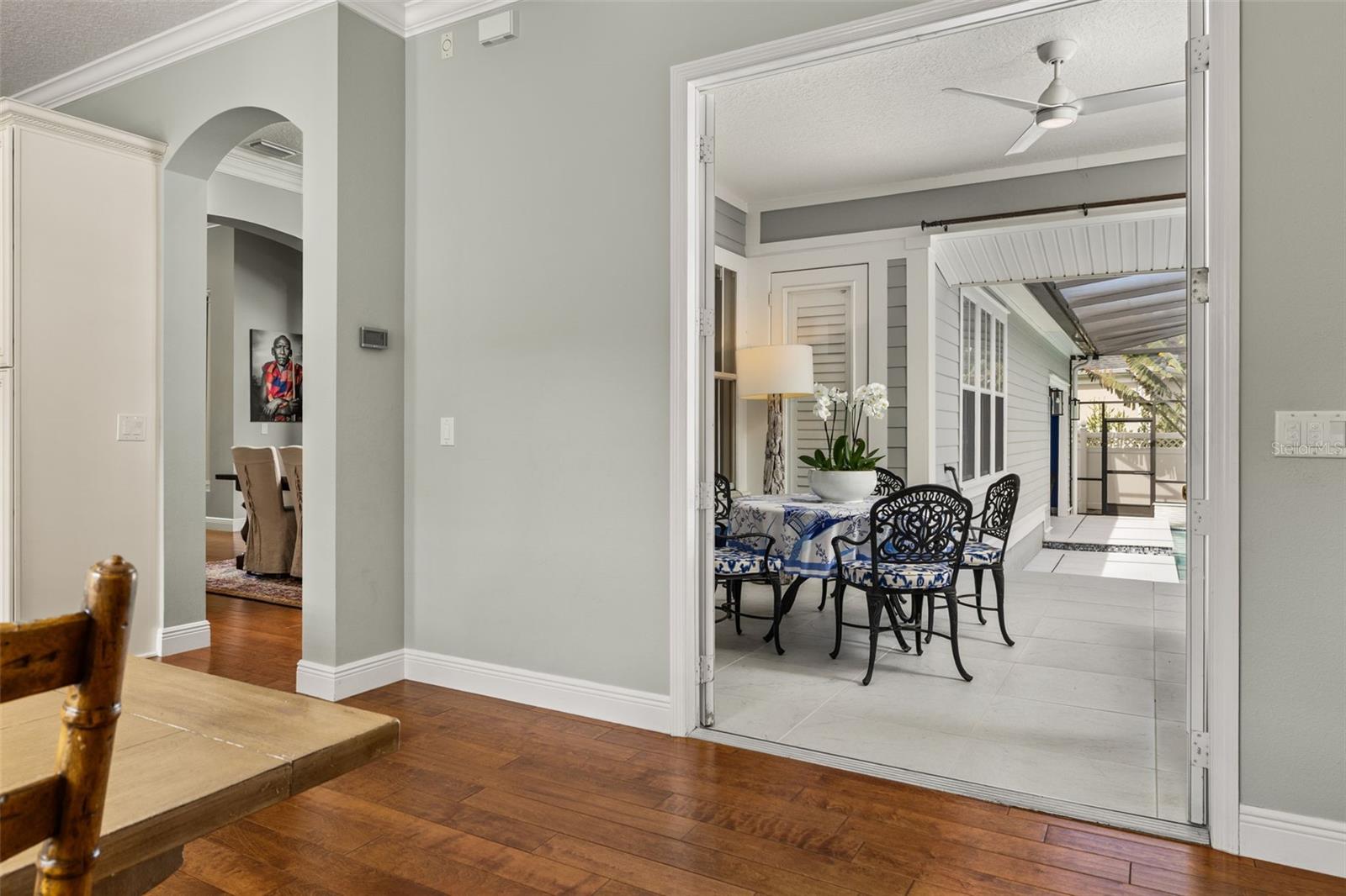 1003 OAK POND DR