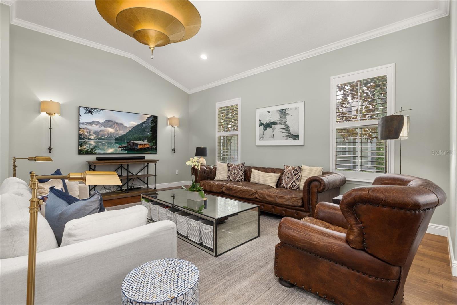 1003 OAK POND DR