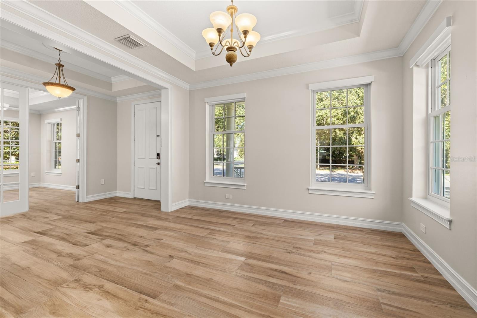 1106 CELEBRATION AVE