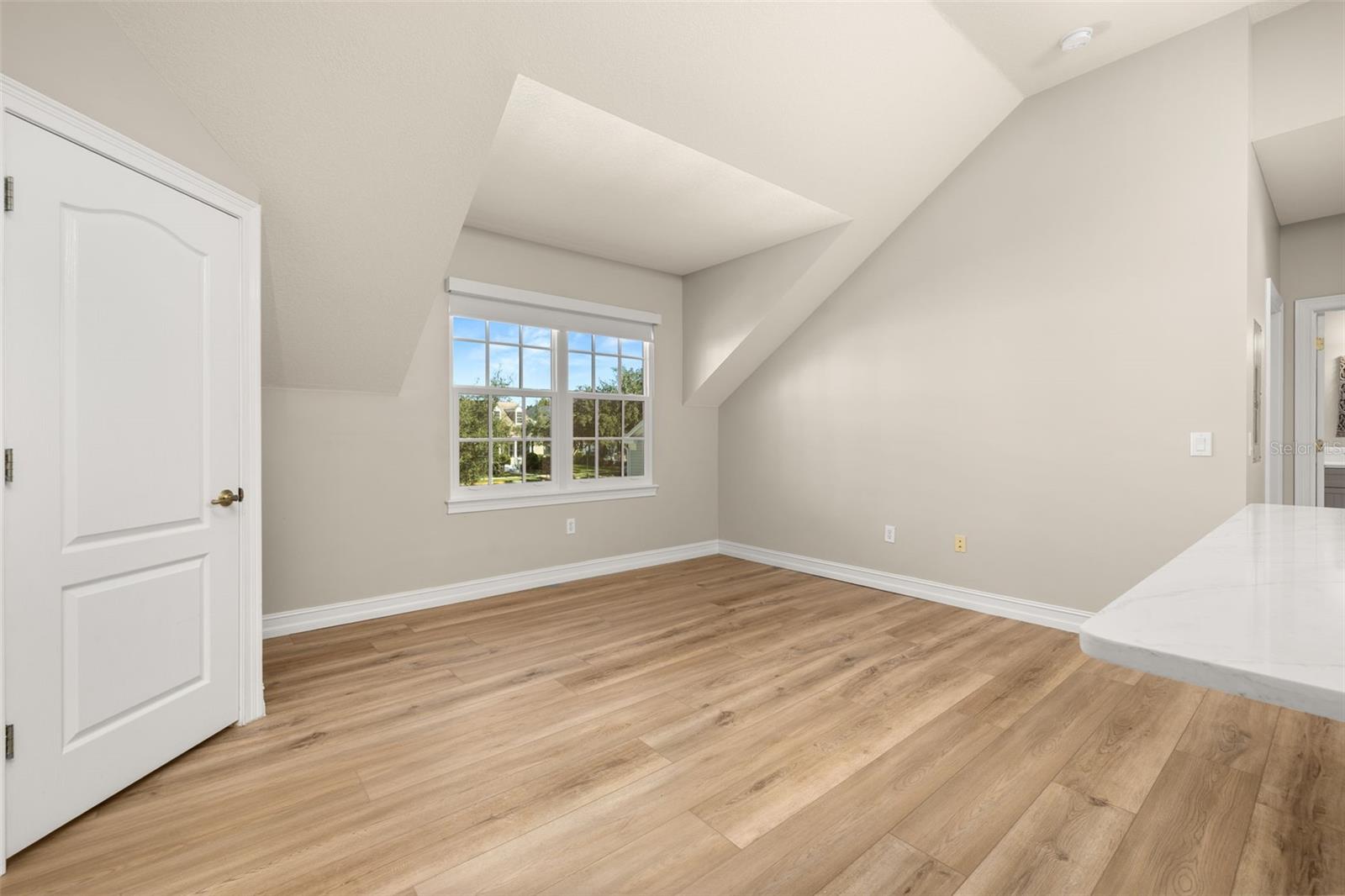 1106 CELEBRATION AVE