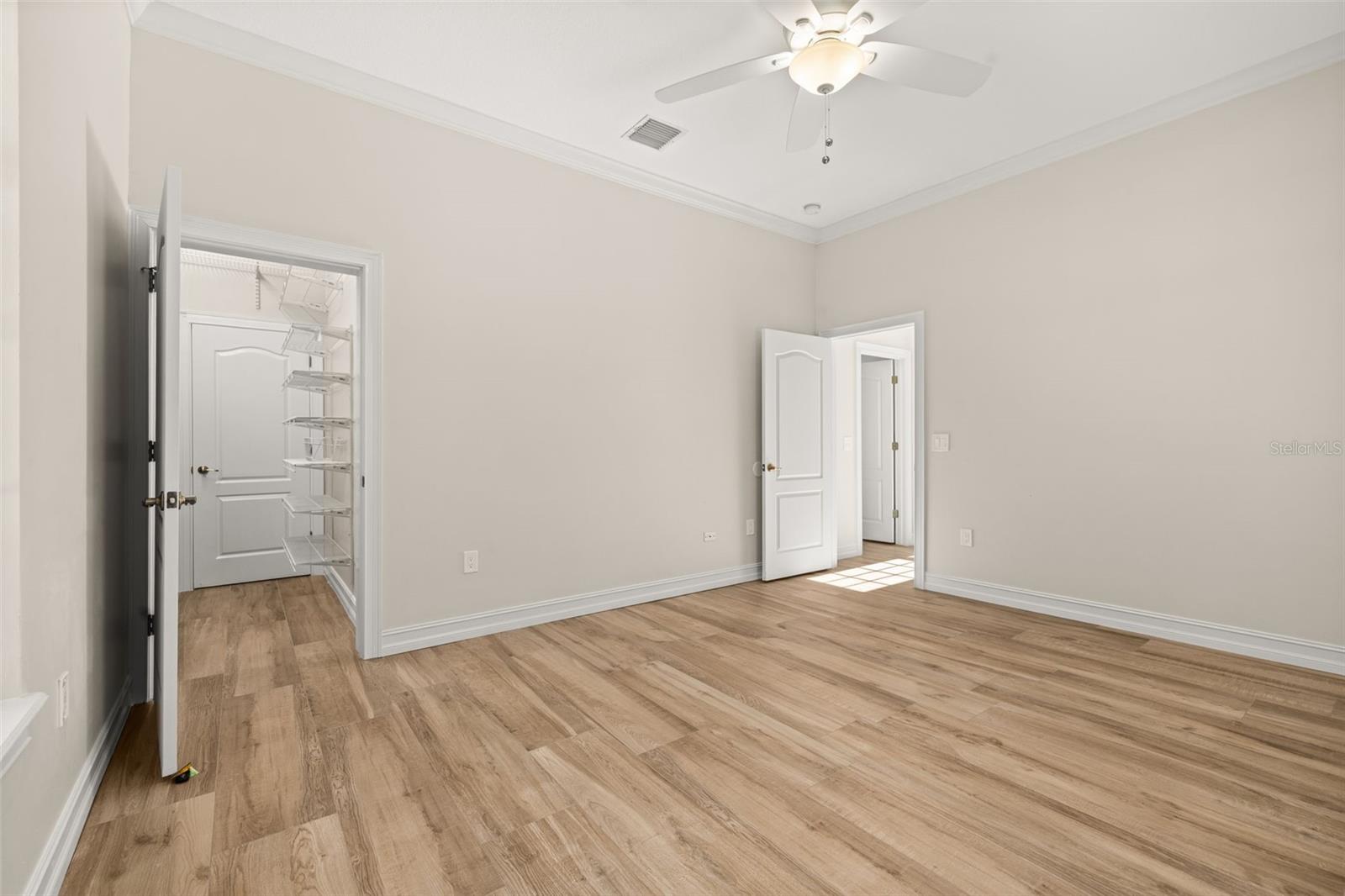 1106 CELEBRATION AVE