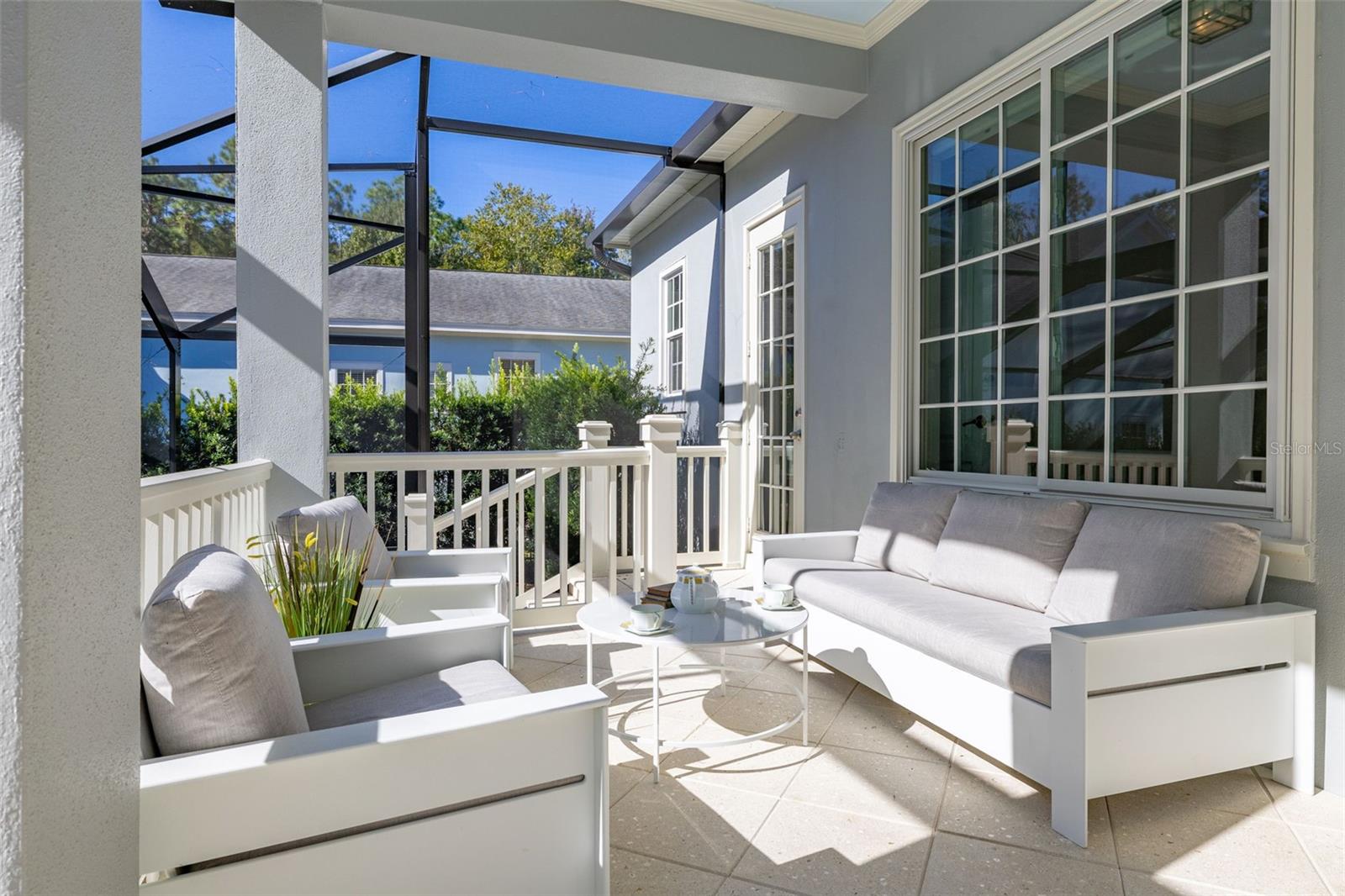 1106 CELEBRATION AVE