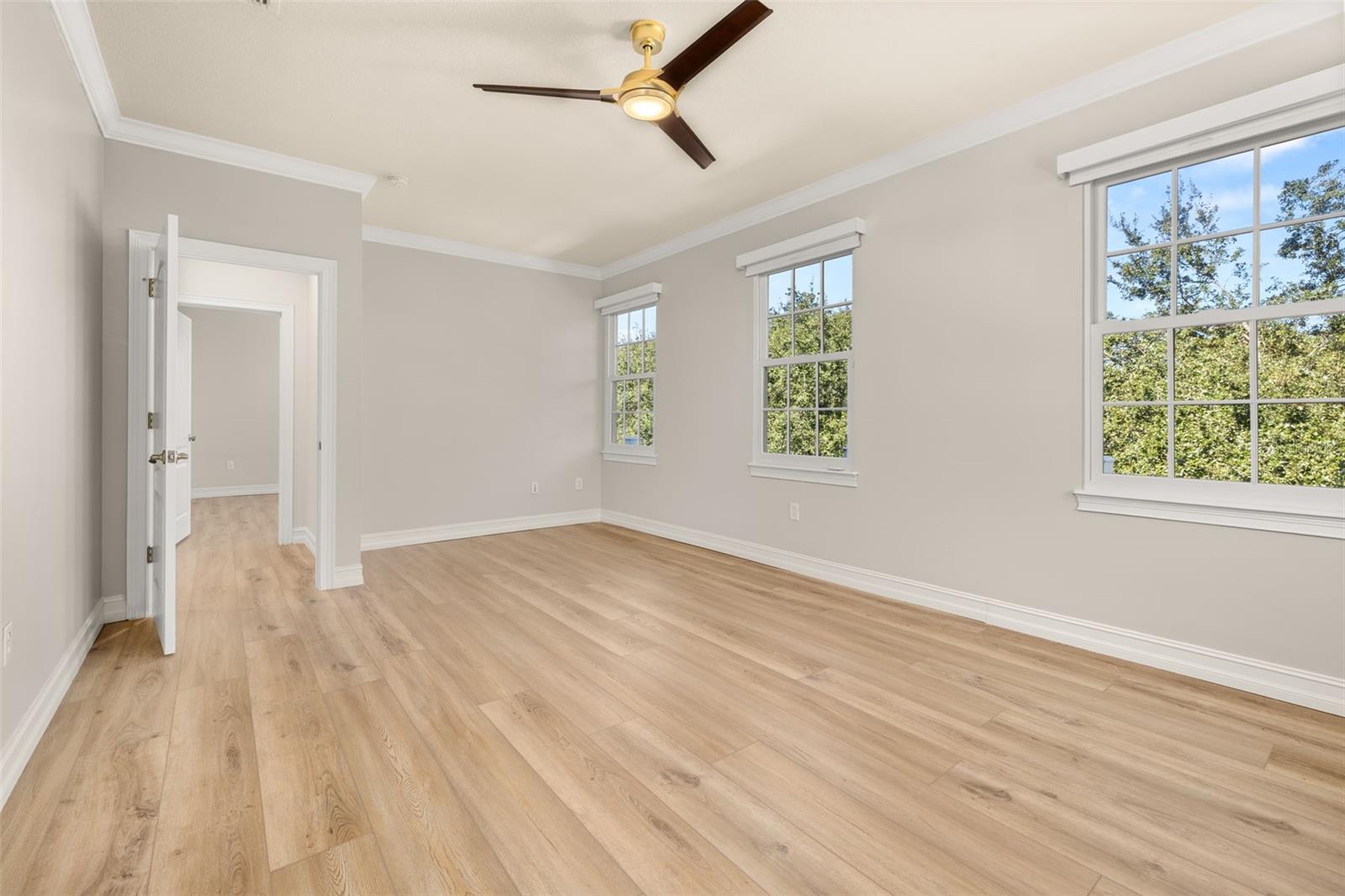 1106 CELEBRATION AVE