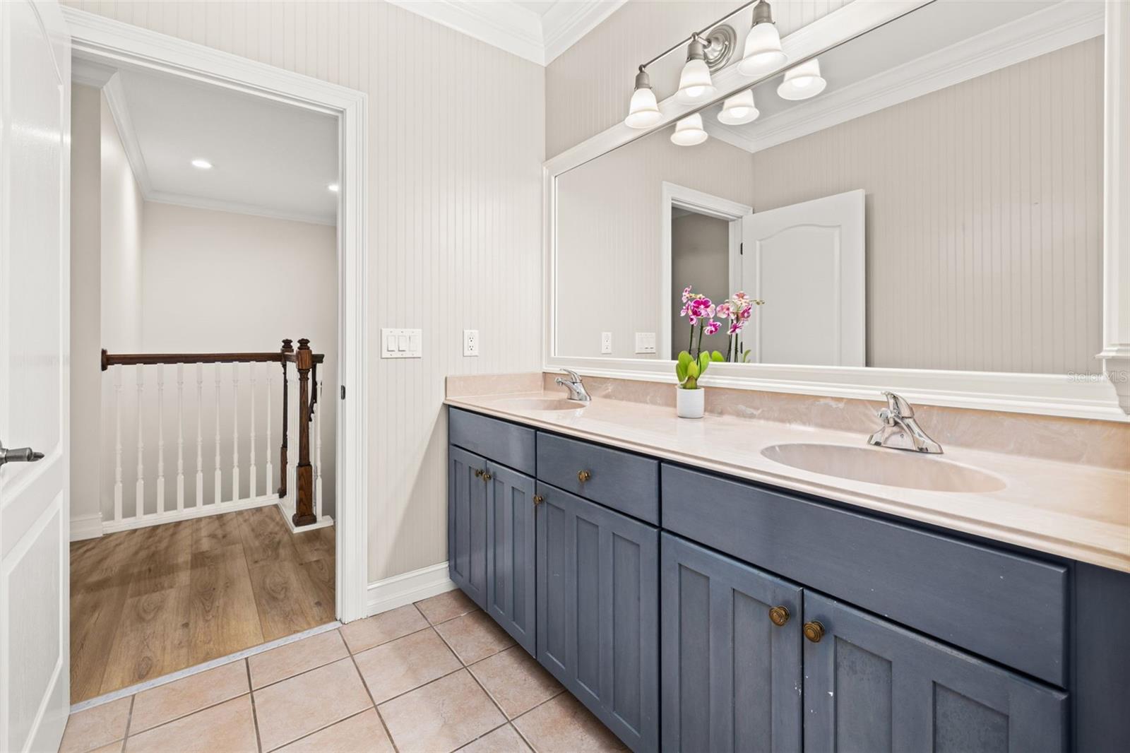 1106 CELEBRATION AVE