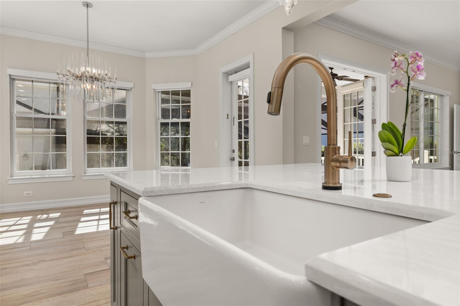 1106 CELEBRATION AVE