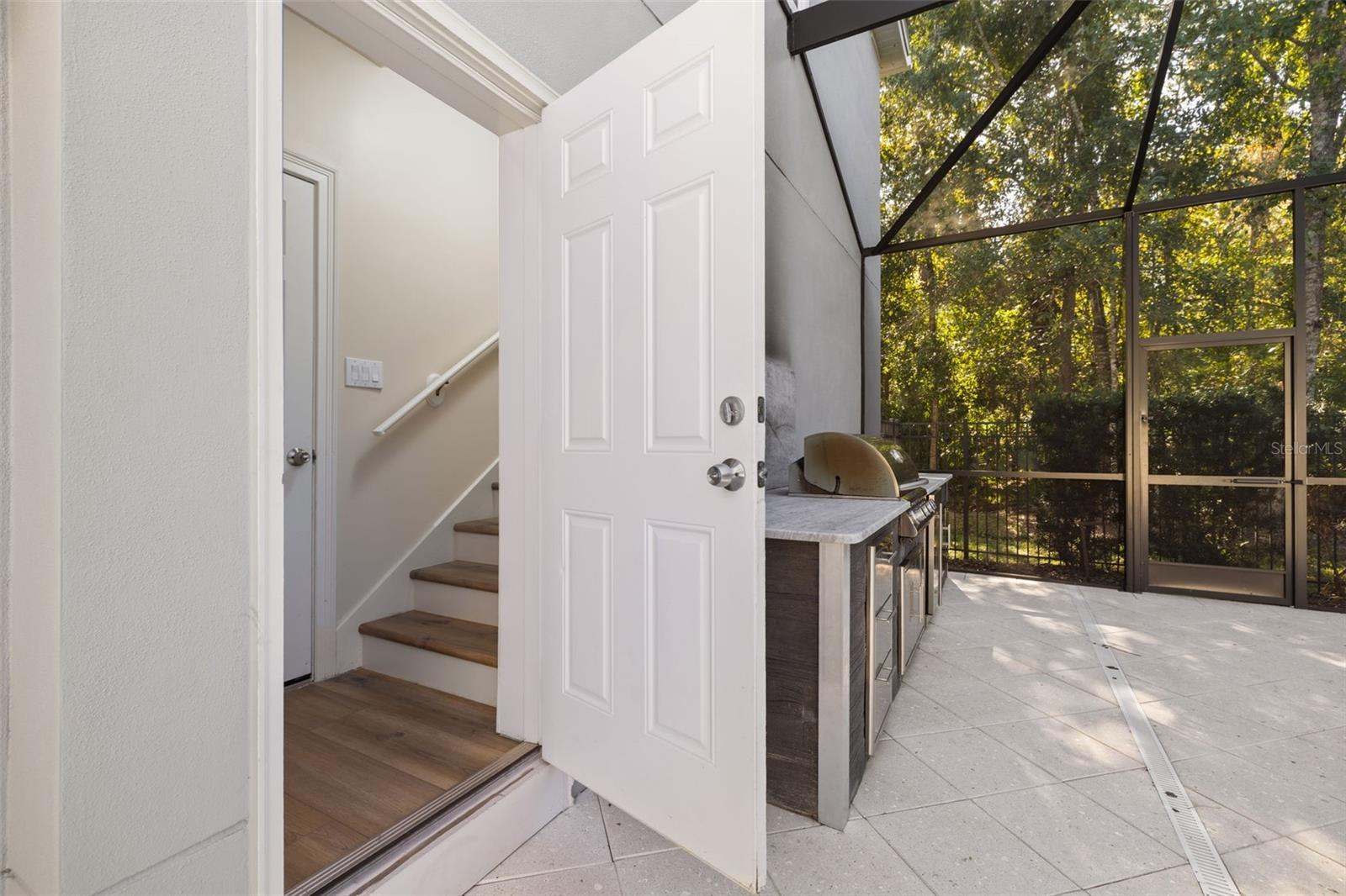 1106 CELEBRATION AVE