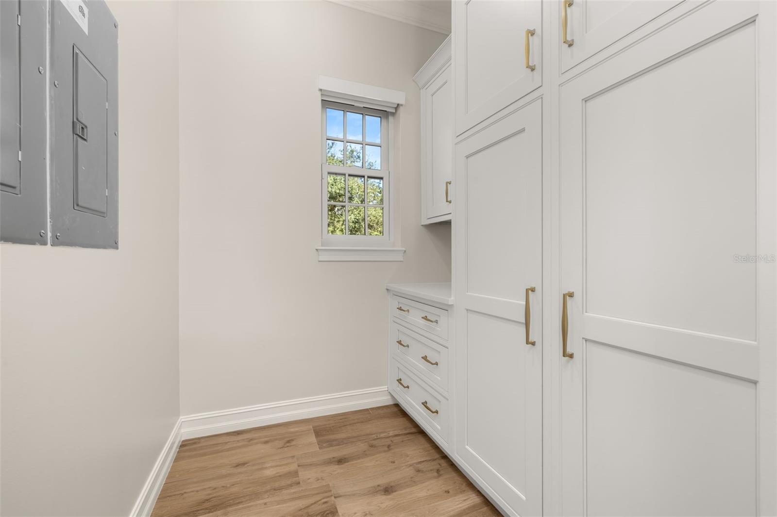 1106 CELEBRATION AVE