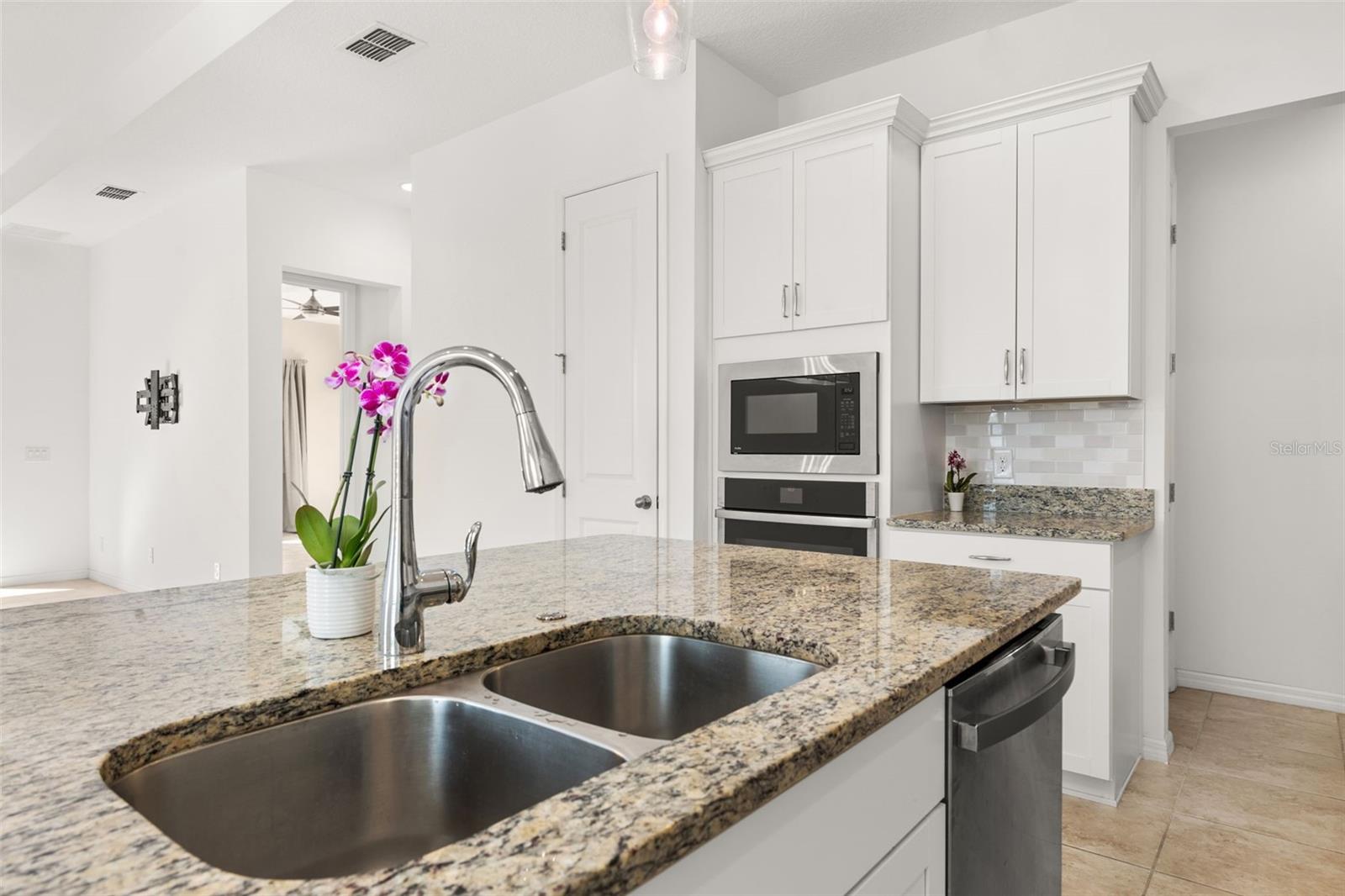 1855 FLORA PASS PL