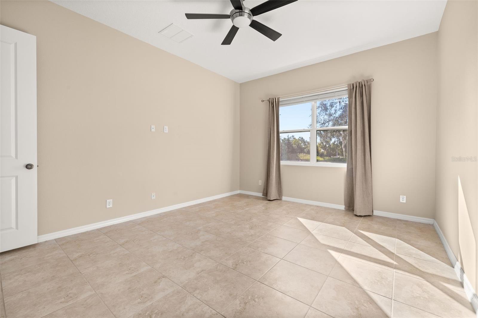 1855 FLORA PASS PL
