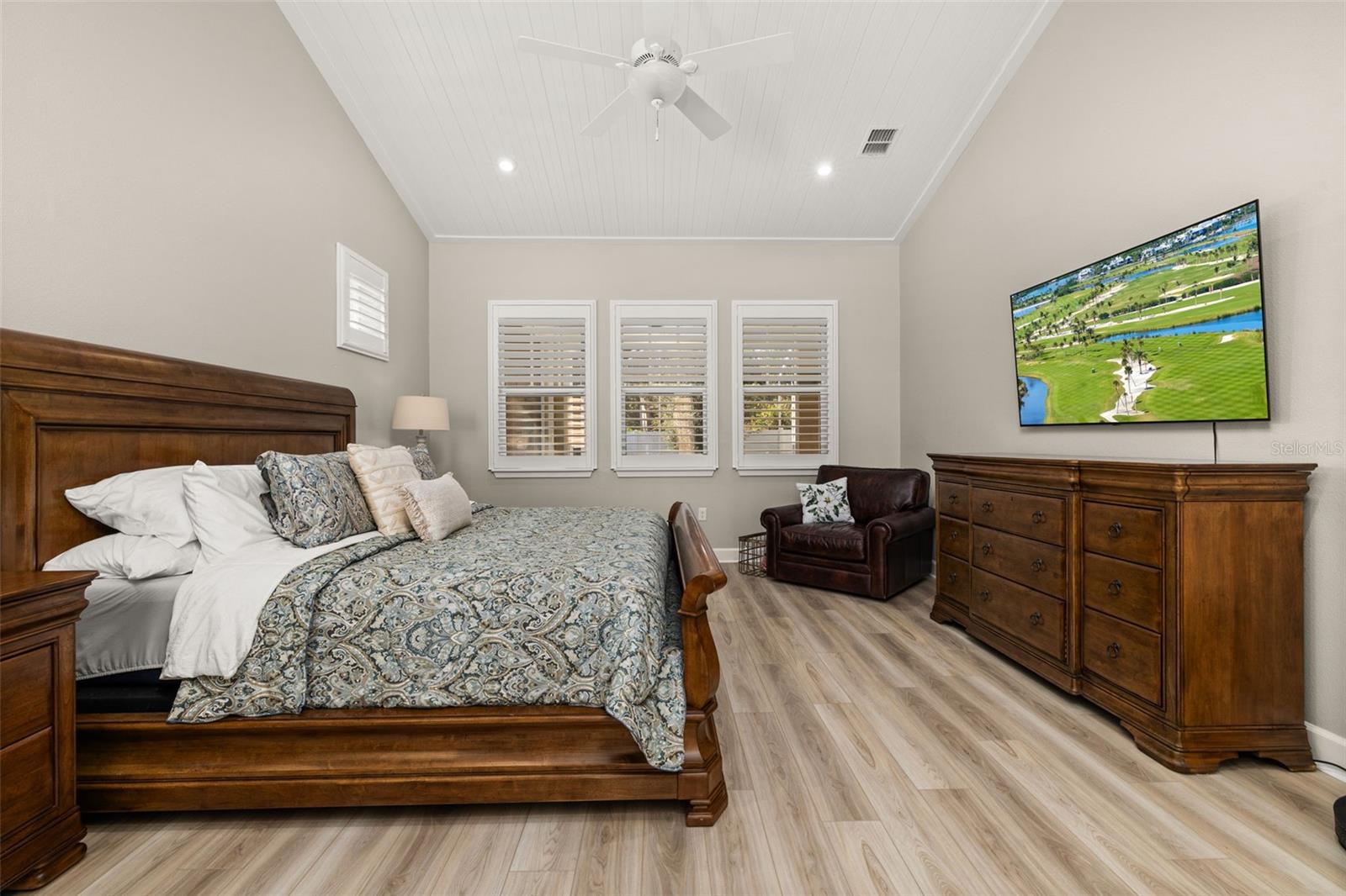 7489 ESTUARY LAKE LOOP