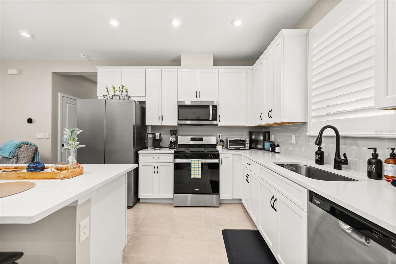 7489 ESTUARY LAKE LOOP