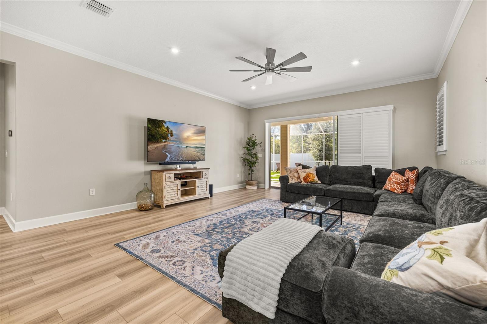 7489 ESTUARY LAKE LOOP