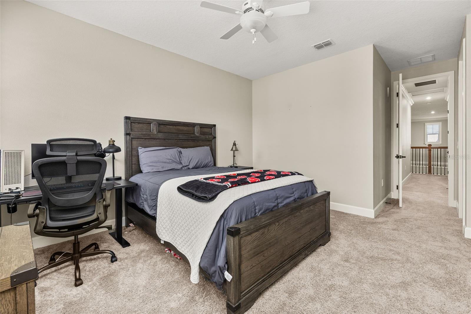 7489 ESTUARY LAKE LOOP