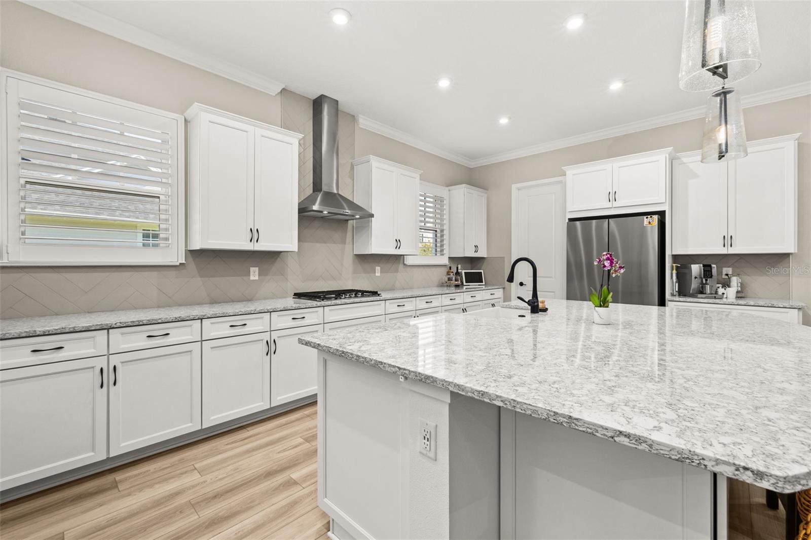 7489 ESTUARY LAKE LOOP